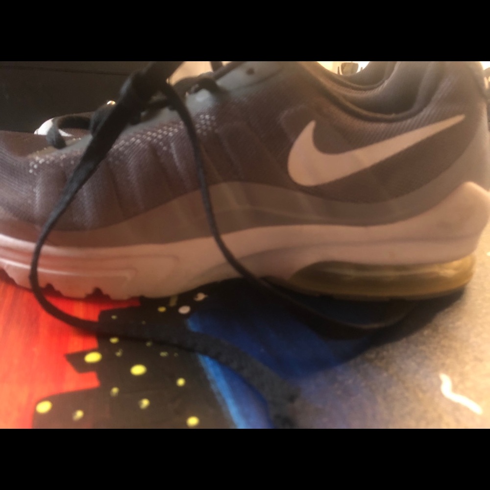 Nike air max running shoes